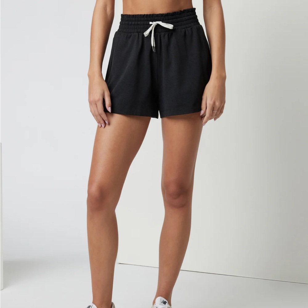 Vuori Halo Boxy Short